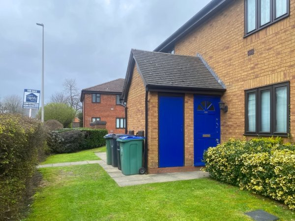 Dudley Road West, Tipton